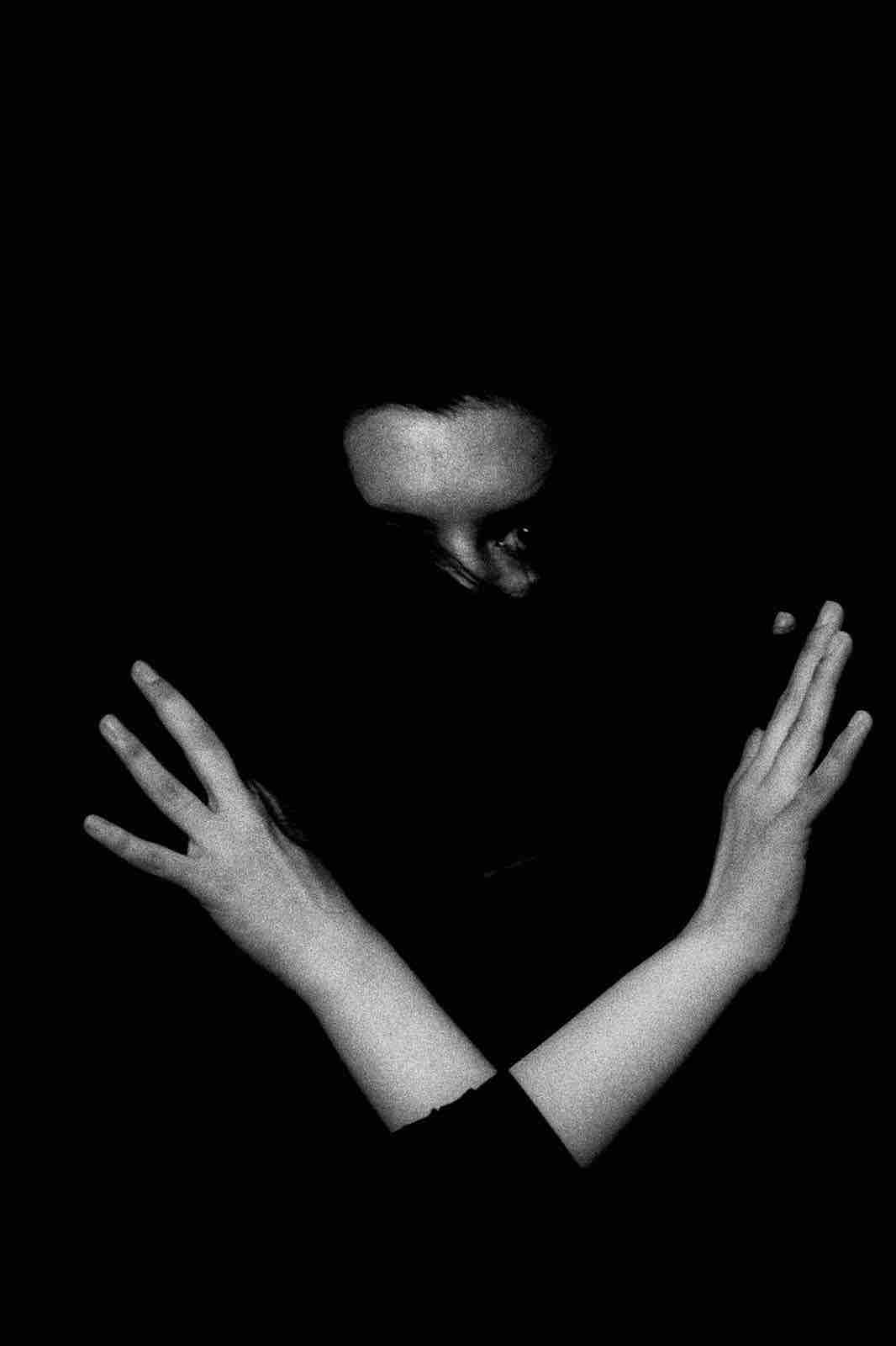 Samuel Lui's photography: Hand - ling triptych center